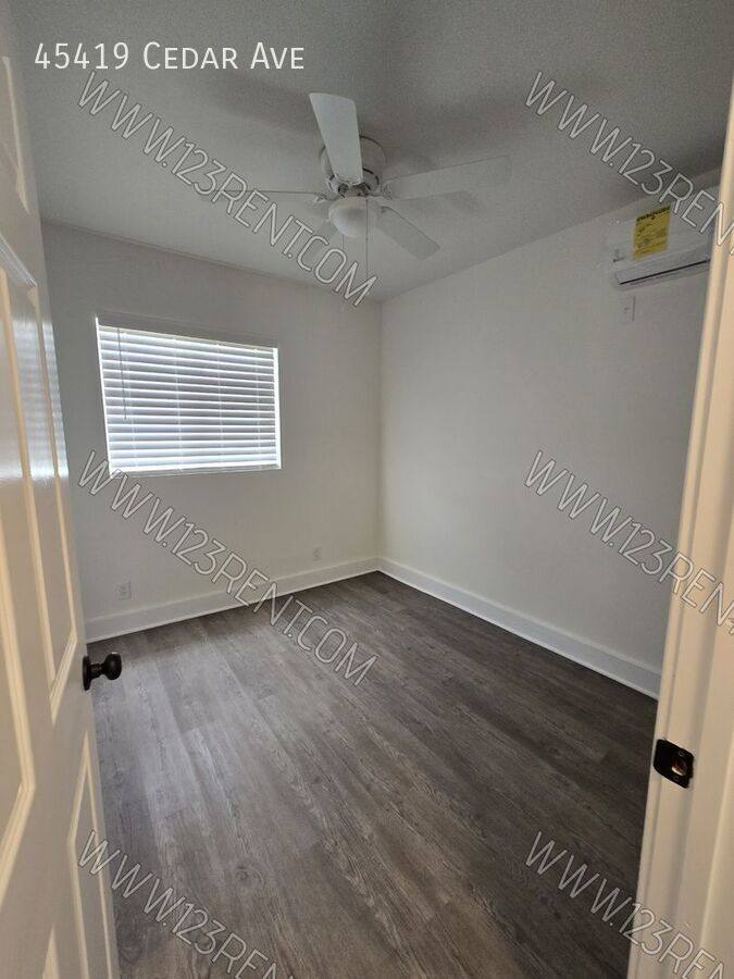 Apartment for rent at 45419 Cedar Ave, Lancaster, CA 93534