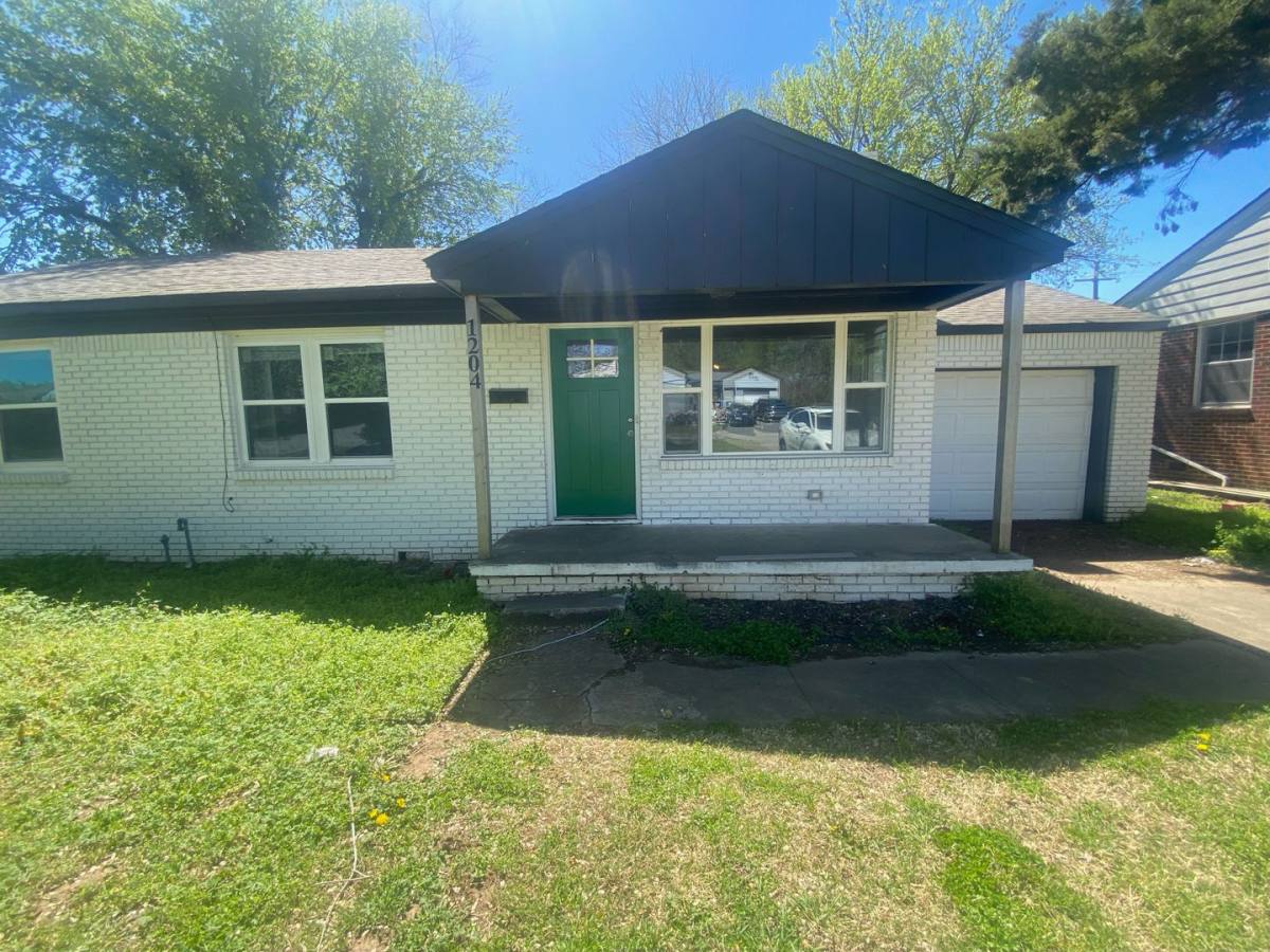 House for rent at 1204 W Marshall St, Tulsa, OK 74127