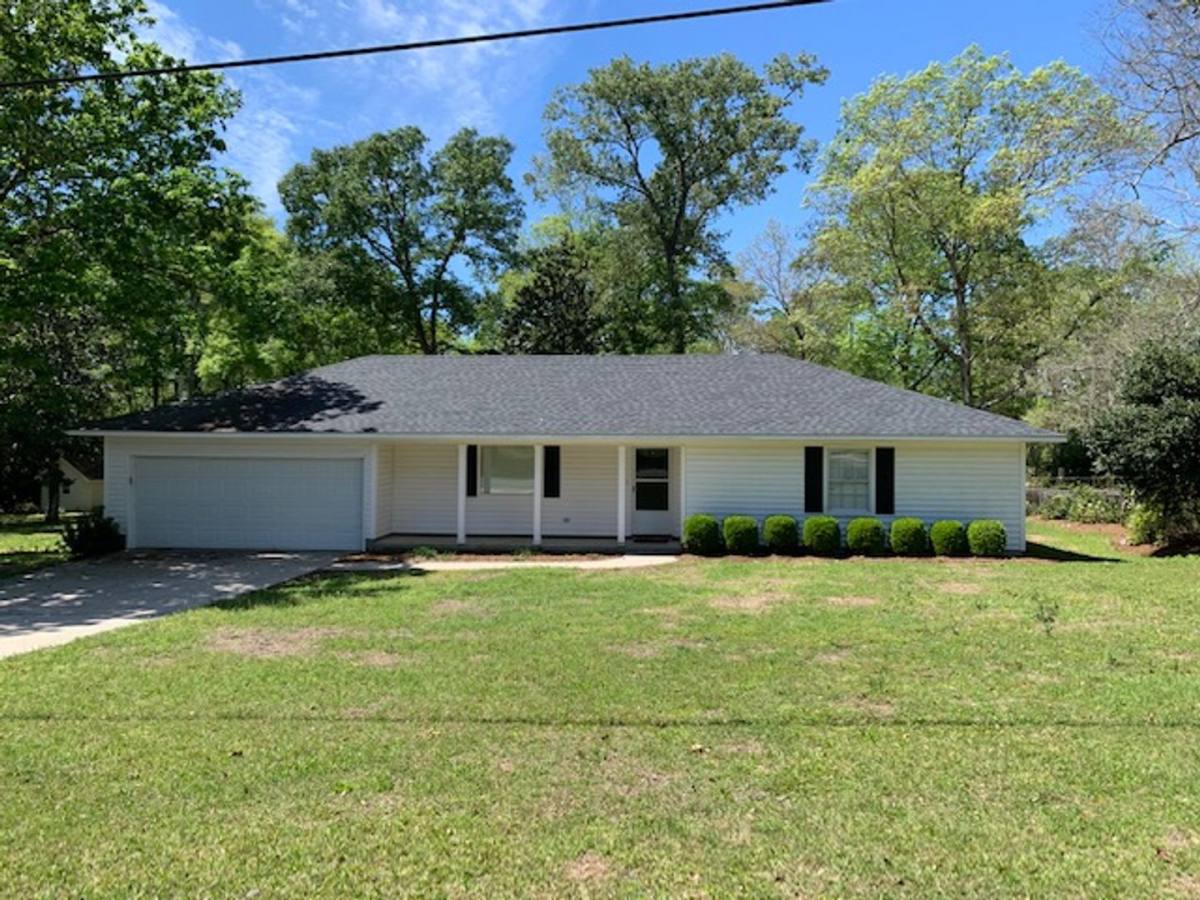 House for rent at 4409 Holly Lane, Valdosta, GA 31602