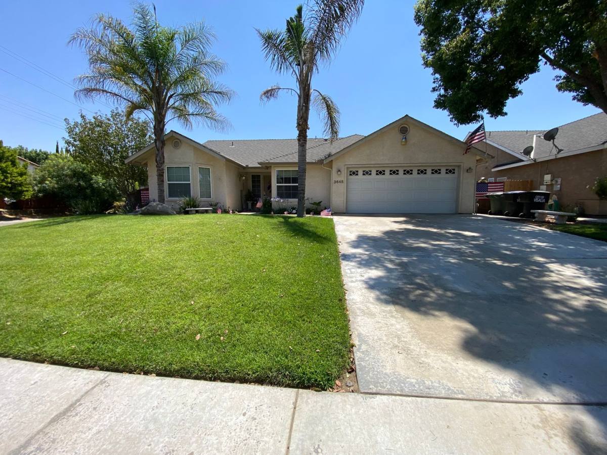 House for rent at 3645 E Vista Dr, Visalia, CA 93292