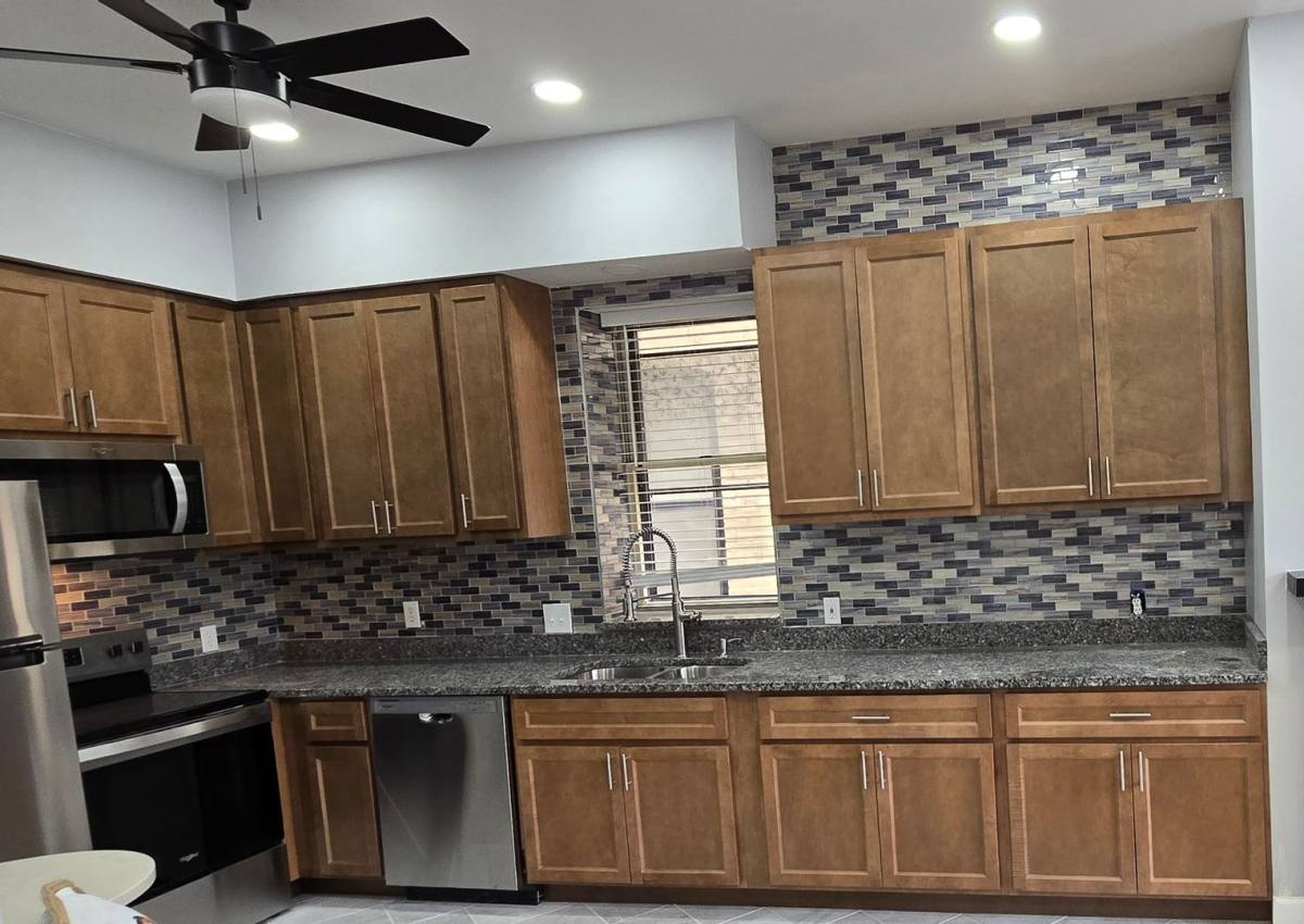 Condo for rent at 4307 Maryland Ave #1N, Saint Louis, MO 63108