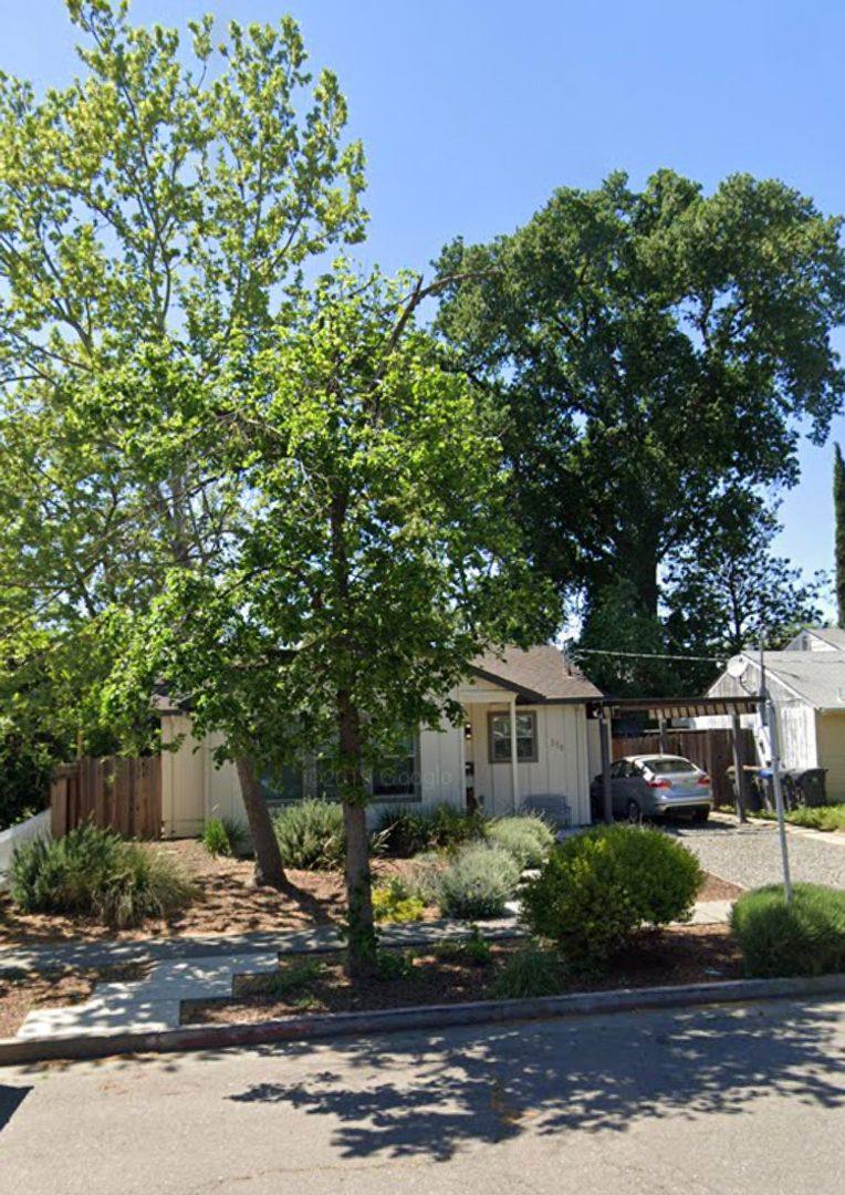 House for rent at 319 I St, Davis, CA 95616