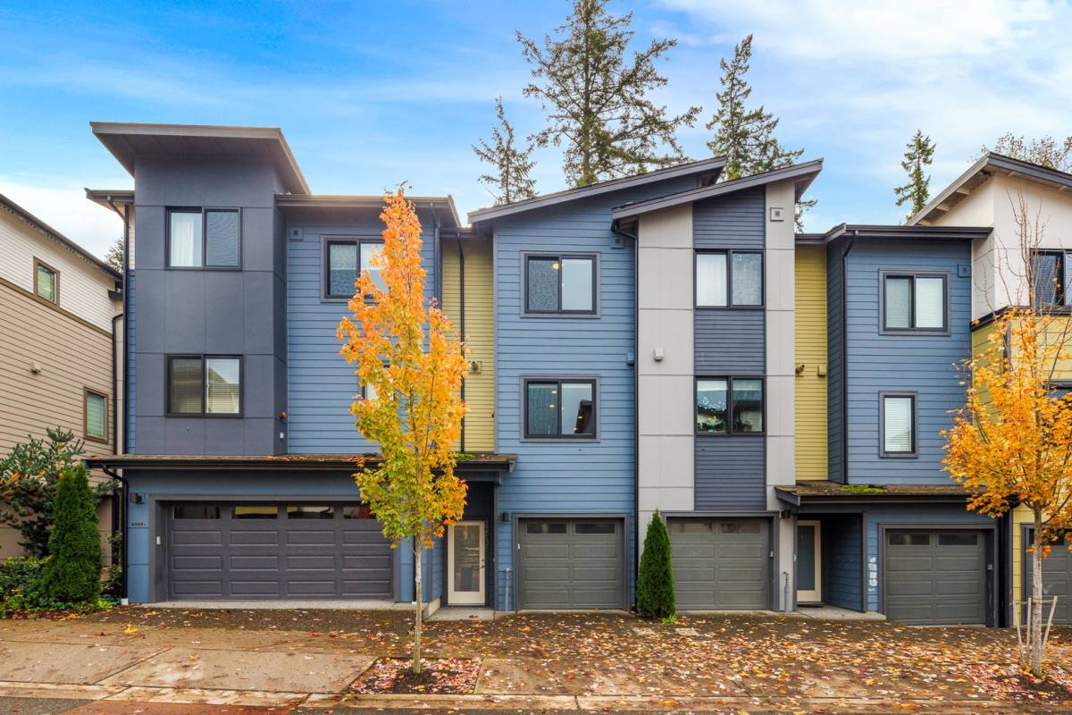 Townhouse for rent at 22835 SE 5th Court, Sammamish, WA 98074