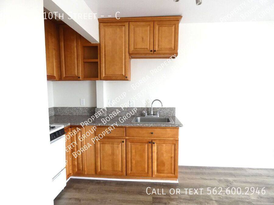 Apartment for rent at 1749 E 10th St #C, Long Beach, CA 90813