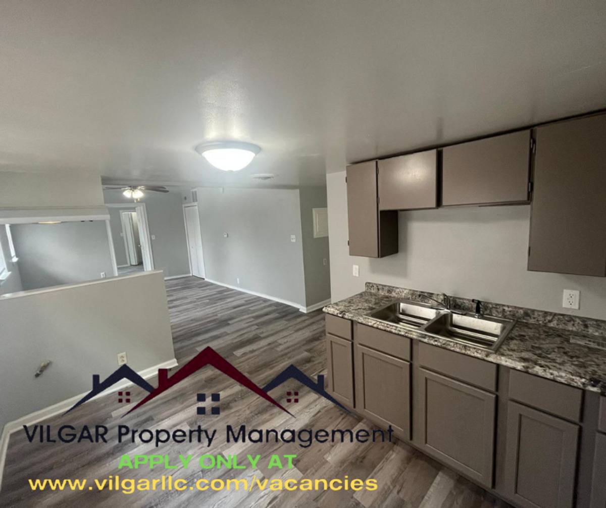 Apartment for rent at 410 Lincoln Way, La Porte, IN 46350
