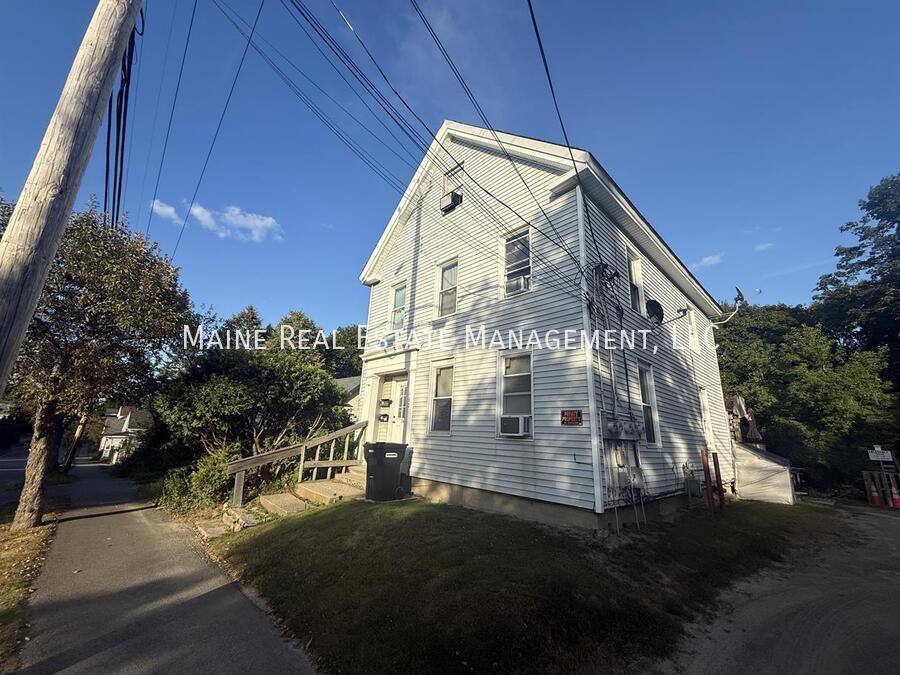 Apartment for rent at 190 3rd St #2B, Bangor, ME 04401