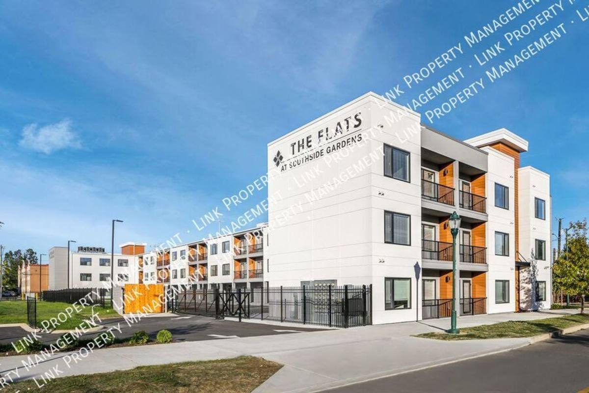 Apartment for rent at 245 W 26th St, Chattanooga, TN 37408