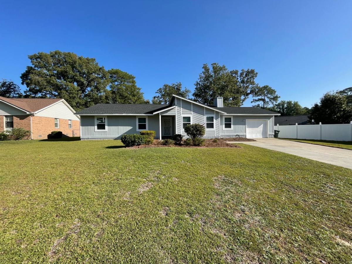 House for rent at 6804 Brush Creek Rd, Fayetteville, NC 28314