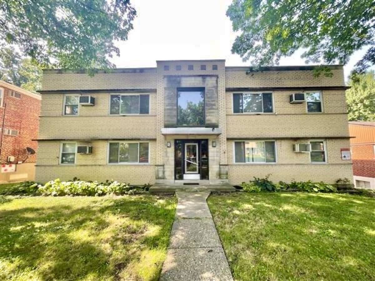 Apartment for rent at 3129 Ramona Ave, Cincinnati, OH 45211
