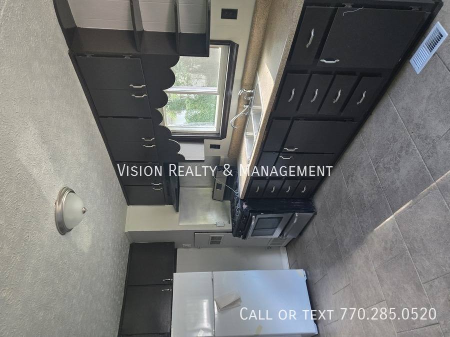 House for rent at 306 N Cliff St, Carrollton, GA 30117