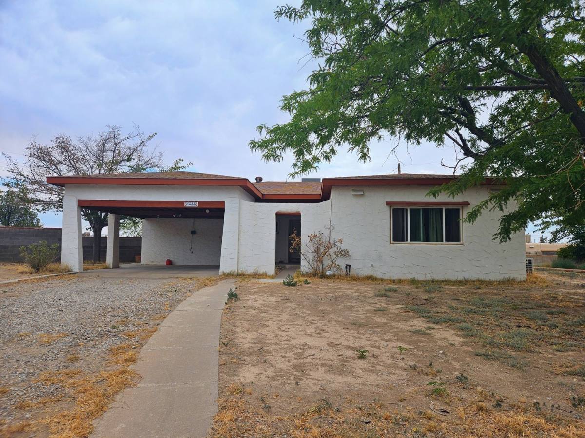House for rent at 1502 Campbell Place, Alamogordo, NM 88310