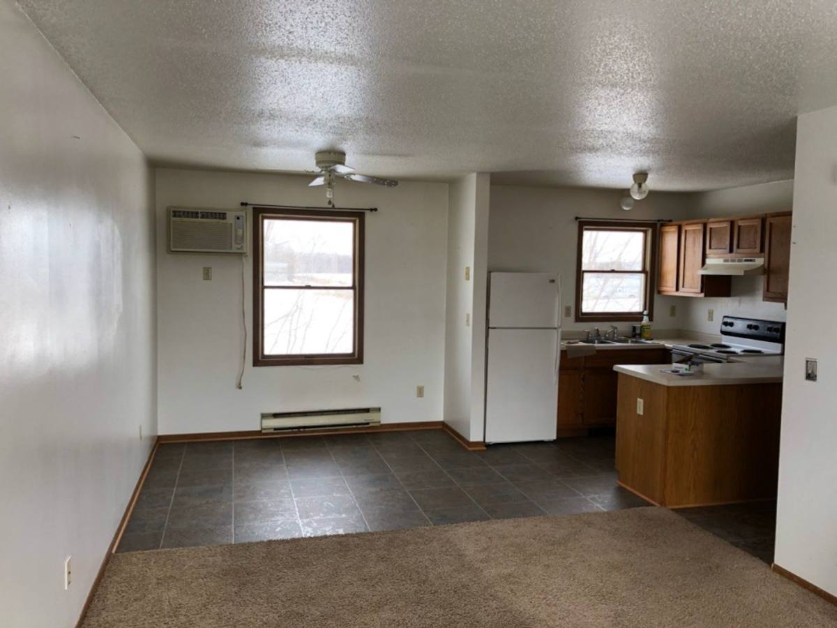 Apartment for rent at 146 - 150 Main St, Foreston, MN 56330