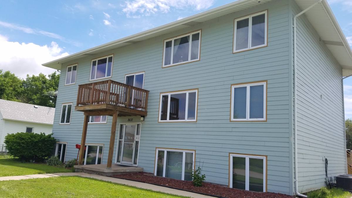 Apartment for rent at 2637 2nd Ave, Council Bluffs, IA 51501