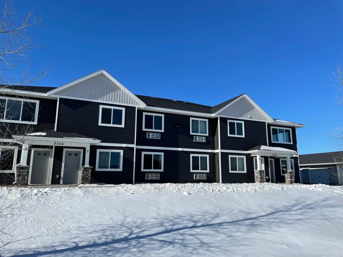 Apartment for rent at 5304 -5320 Stonewood Dr, Eau Claire, WI 54703