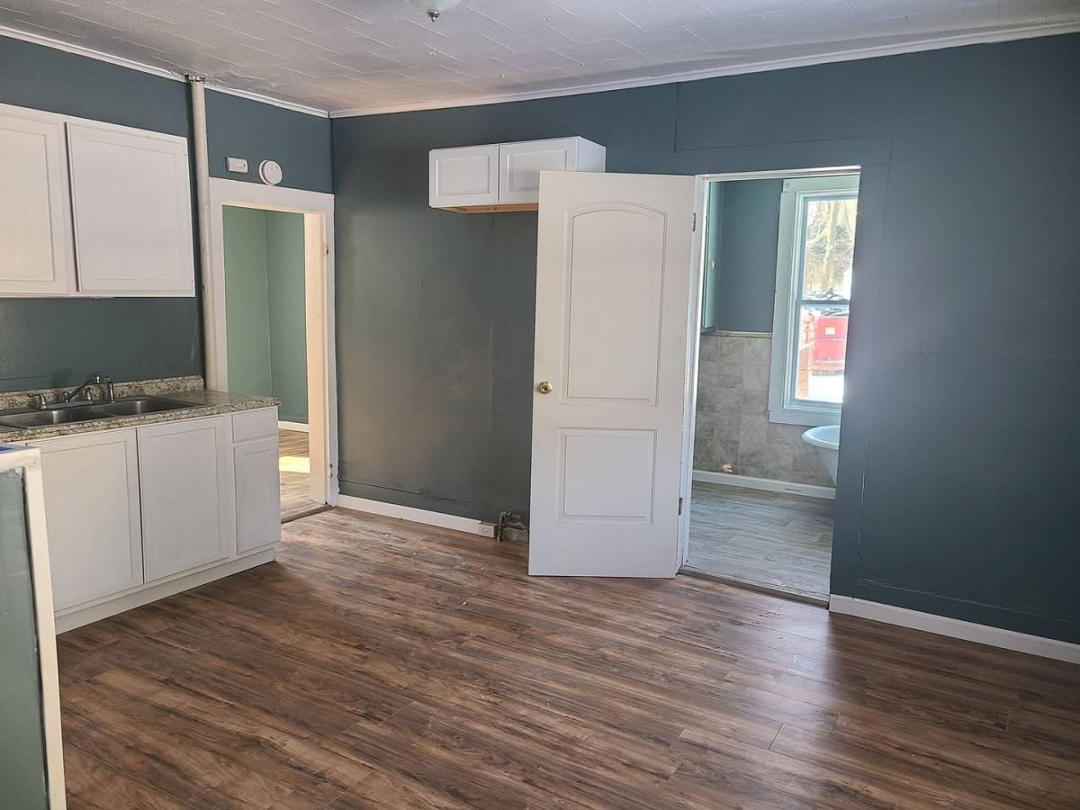 House for rent at 405 Abington St, Peoria, IL 61603