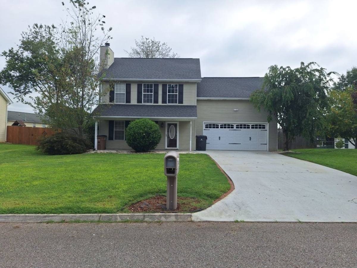 House for rent at 1625 Carrie Belle Dr, Knoxville, TN 37912