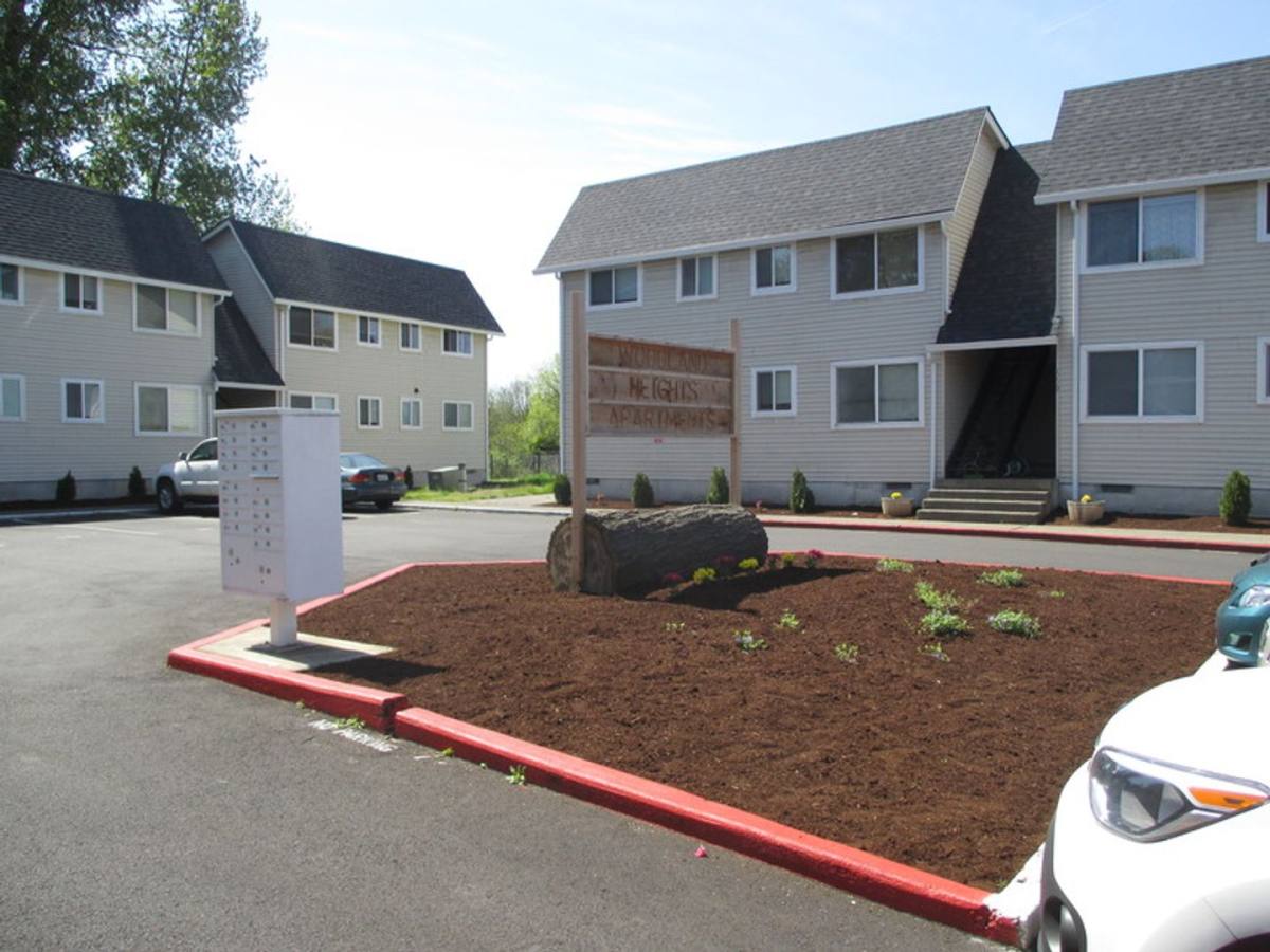 Apartment for rent at 1712-1722 Lewis River Rd, Woodland, WA 98674