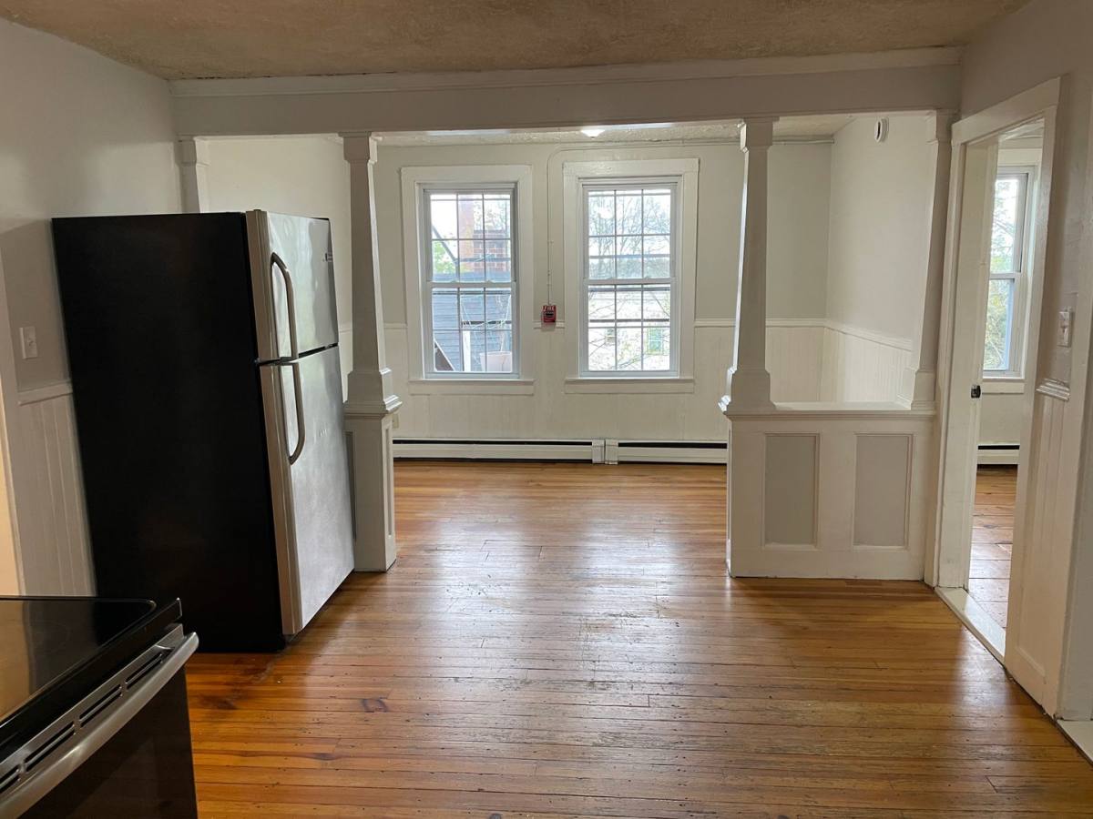 Apartment for rent at 39 Hill St, Biddeford, ME 04005