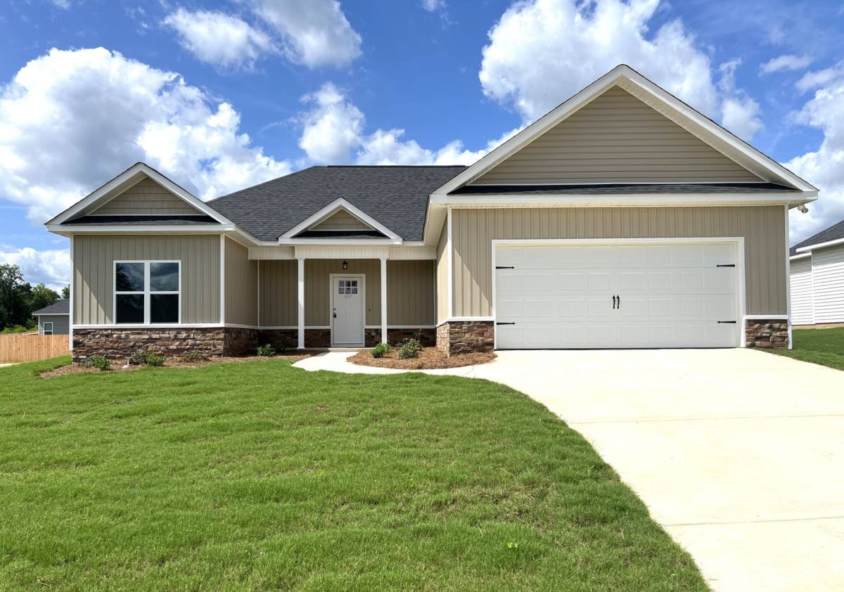 House for rent at 107 Amargosa Place, Bonaire, GA 31005