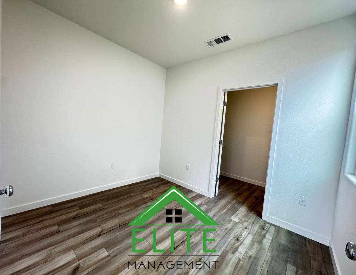 Apartment for rent at 2352 Controllata St, Manteca, CA 95337