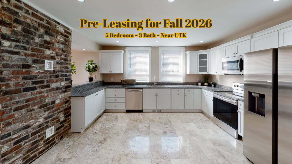 Townhouse for rent at 215 16th St, Knoxville, TN 37916
