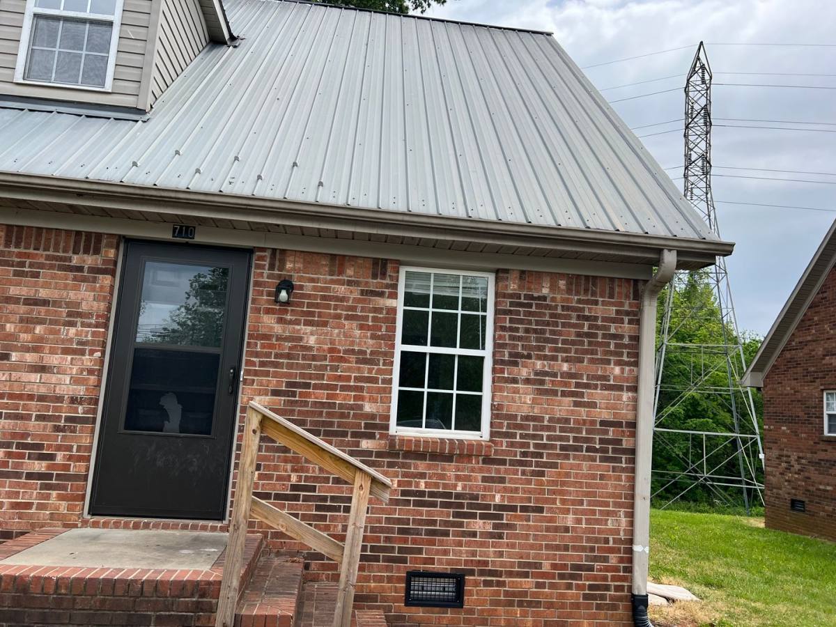 House for rent at 710 Dixie St, Lexington, NC 27292