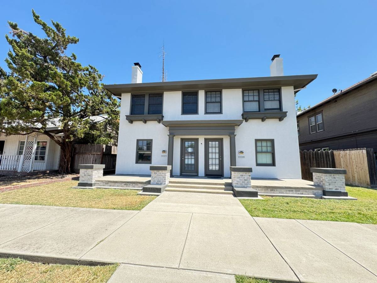 Apartment for rent at 723-725 H St, Marysville, CA 95901