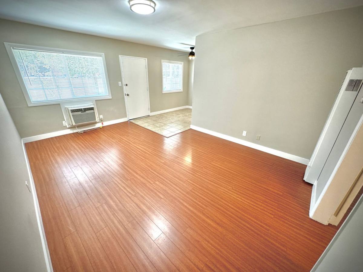 Apartment for rent at 321 N Macneil St, San Fernando, CA 91340
