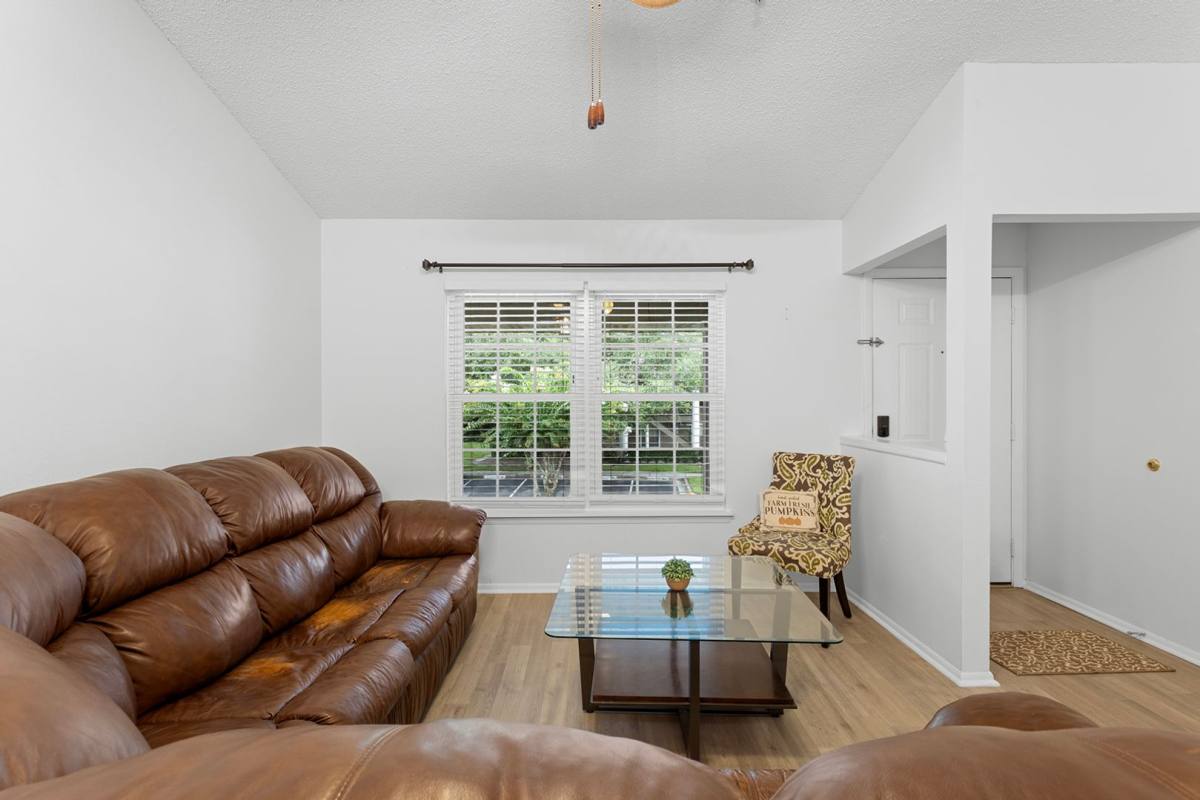 128 Reserve Circle, Oviedo, FL 32765