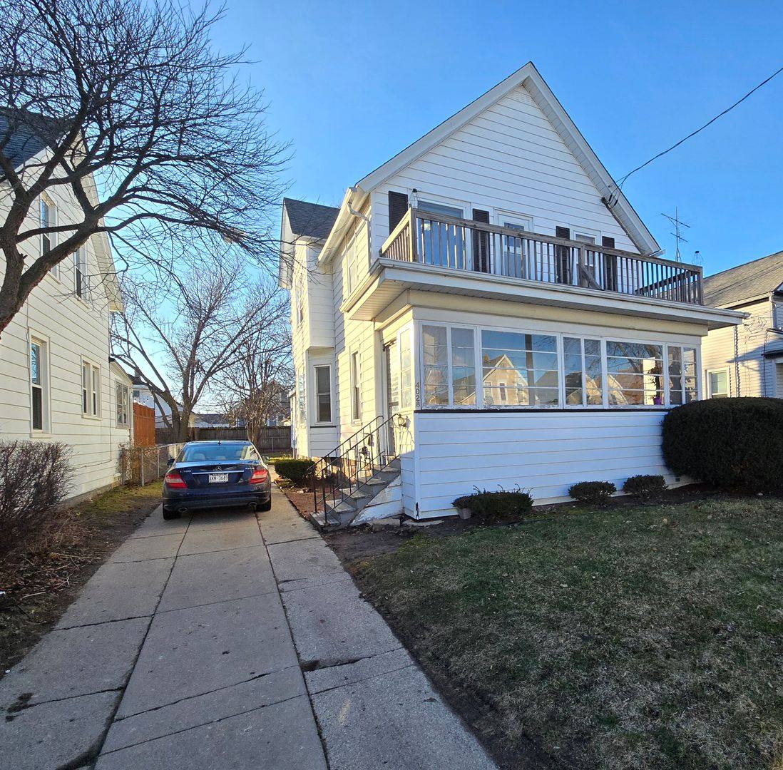 Apartment for rent at 4028 14th Ave, Kenosha, WI 53140