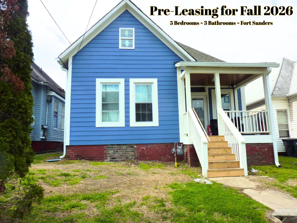 Townhouse for rent at 207 16th St, Knoxville, TN 37916
