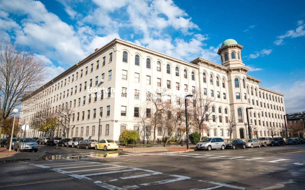 Apartment for rent at 791 Tremont St, Boston, MA 02118