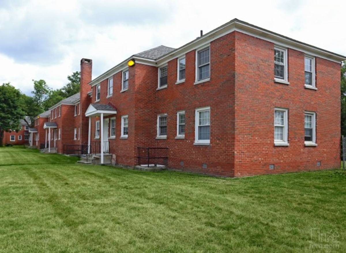 Apartment for rent at 607 Robinson St, Syracuse, NY 13206