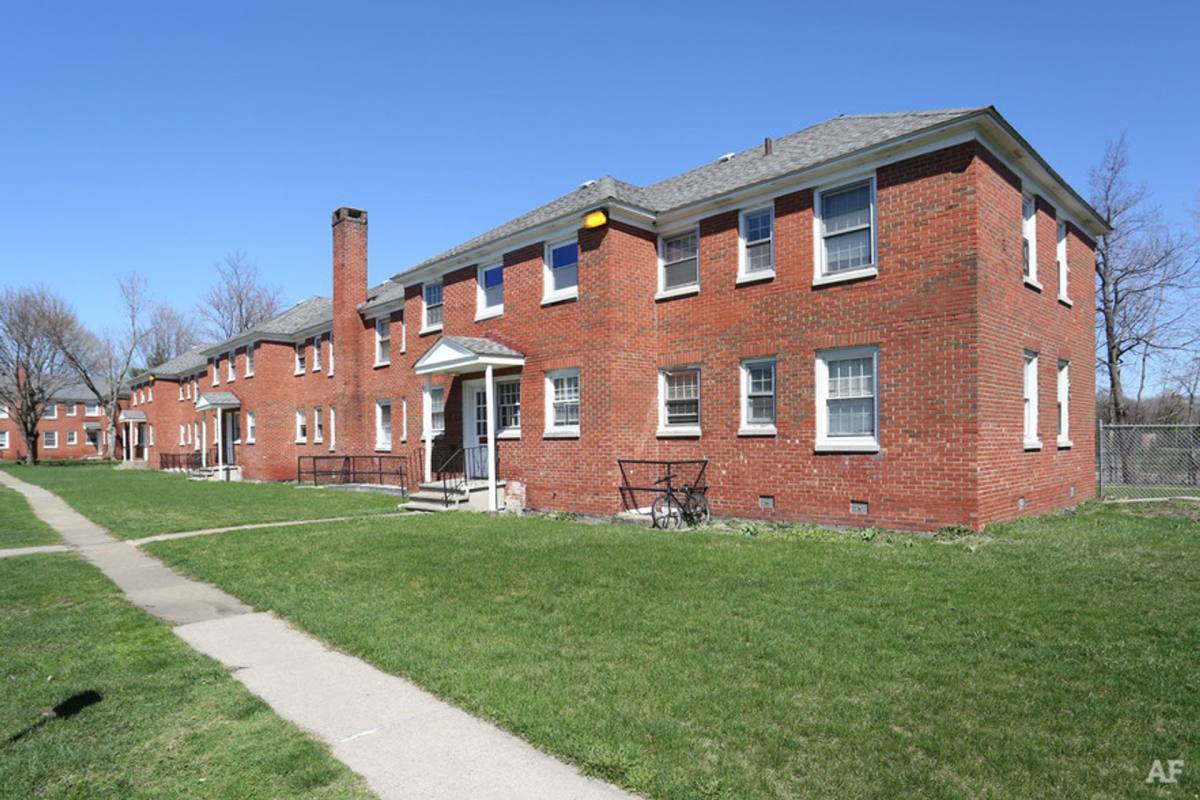 Apartment for rent at 607 Robinson St, Syracuse, NY 13206