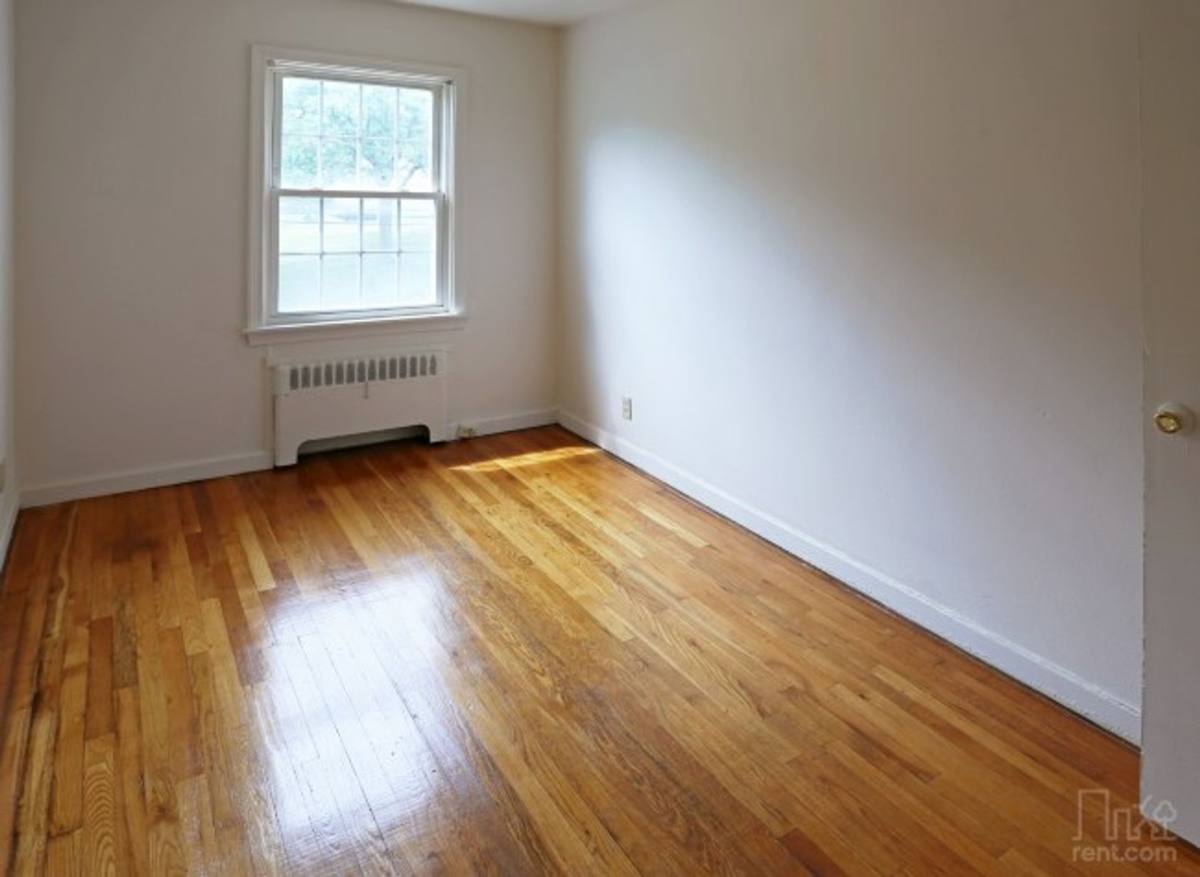 Apartment for rent at 607 Robinson St, Syracuse, NY 13206