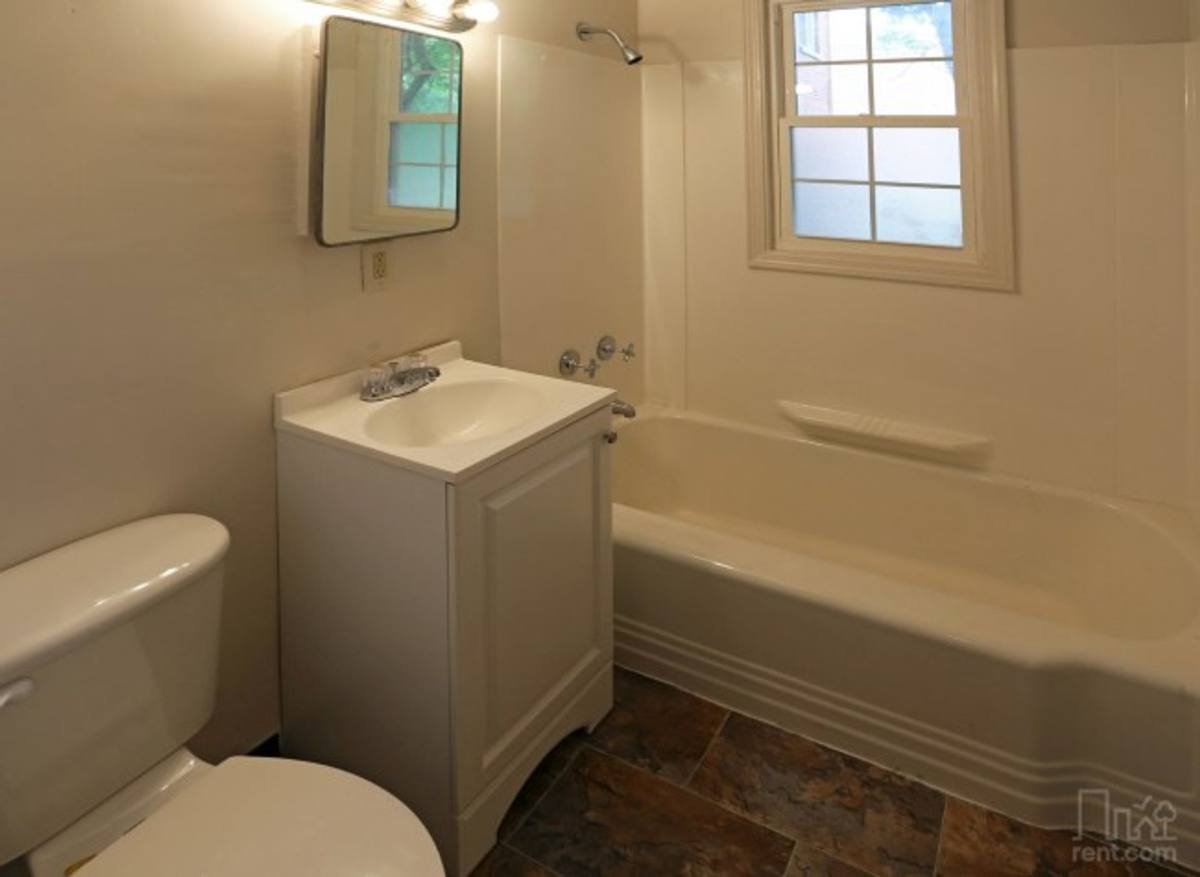 Apartment for rent at 607 Robinson St, Syracuse, NY 13206