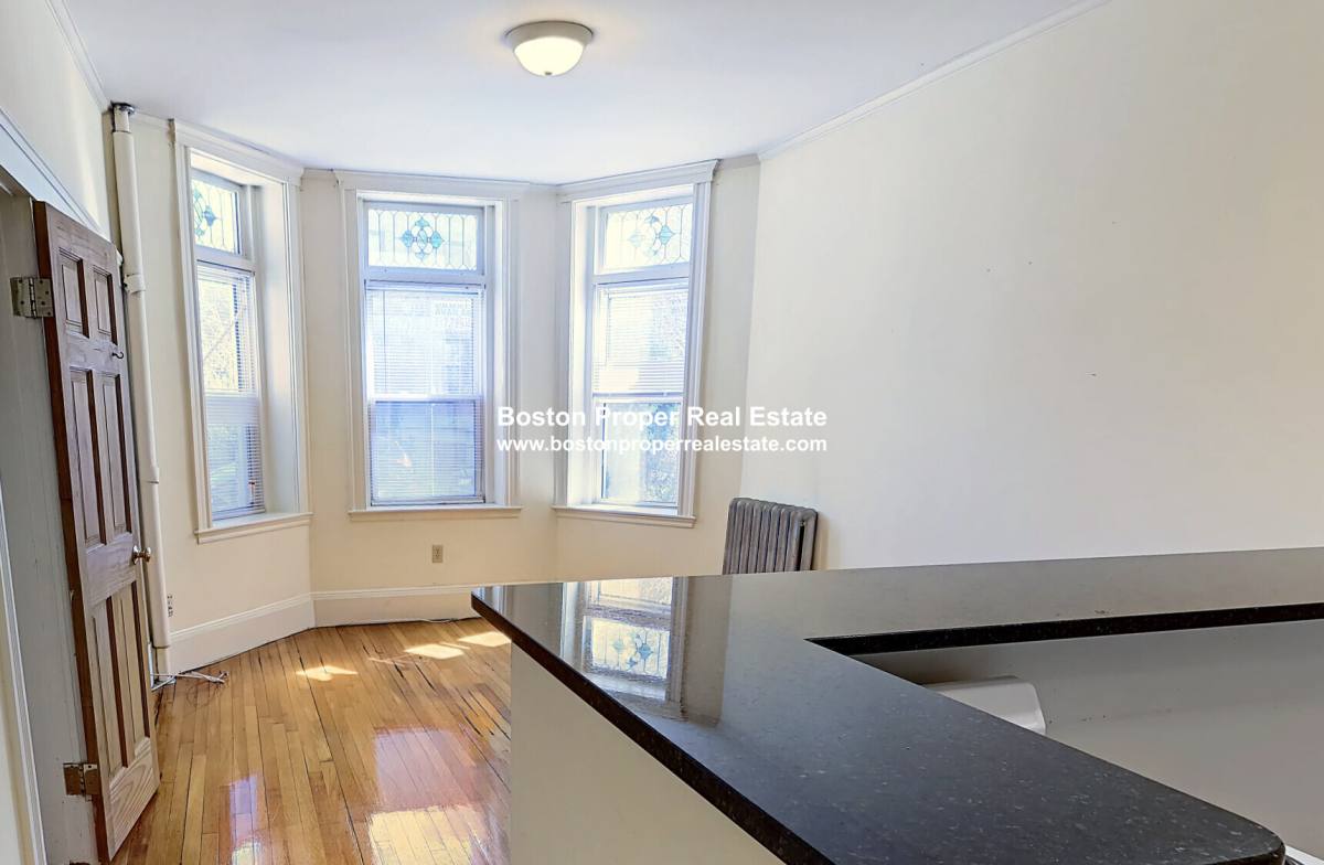 Apartment for rent at 51 Queensberry St #2, Boston, MA 02115