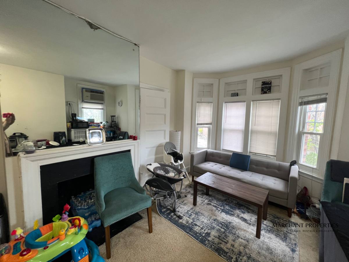 Apartment for rent at 1217 Beacon St #207, Brookline, MA 02446