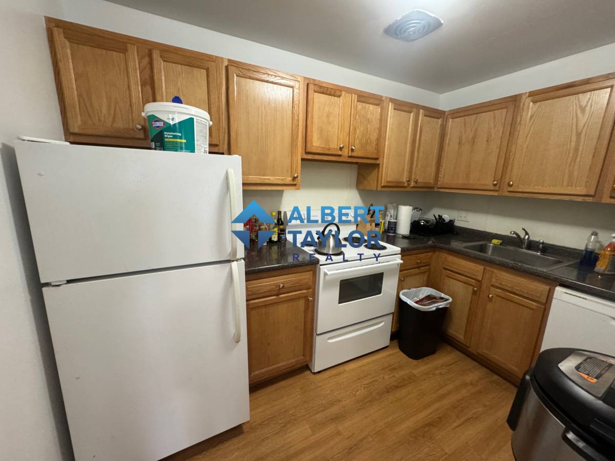 Apartment for rent at 312 Tappan St #1B, Brookline, MA 02445