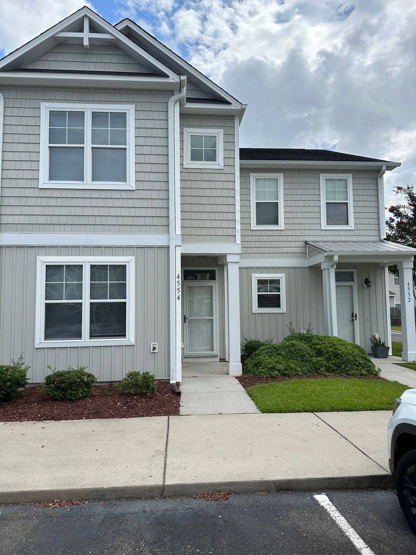 Townhouse for rent at 4554 Exuma Lane, Wilmington, NC 28412