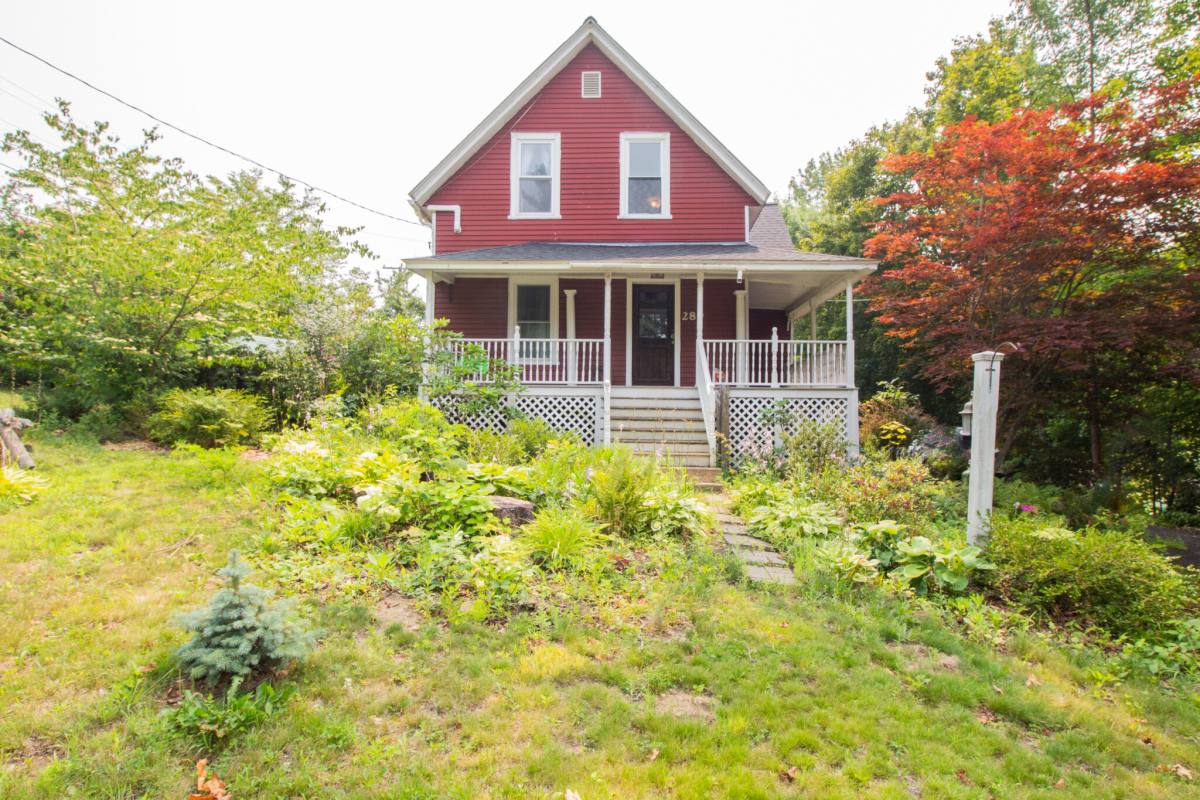 Apartment for rent at 289 Main St, Rutland, MA 01543