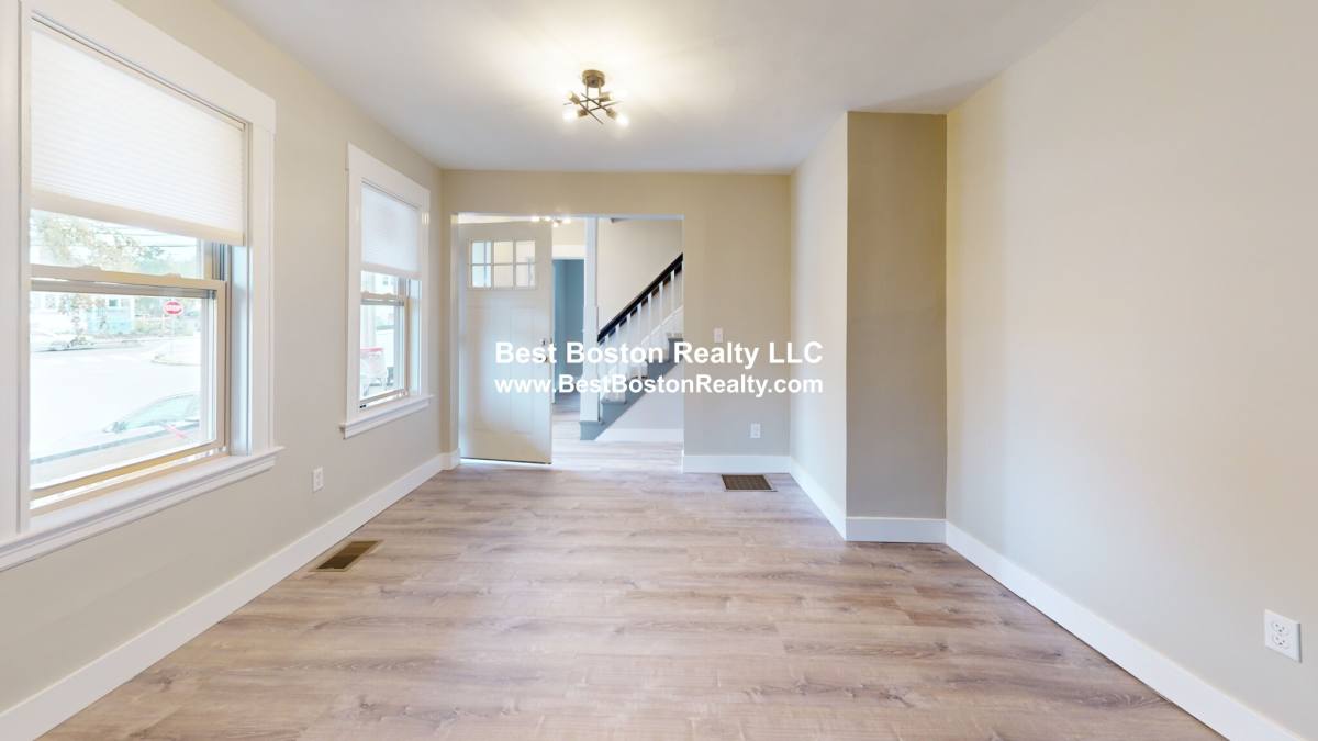 Apartment for rent at 2 Newland St, Malden, MA 02148