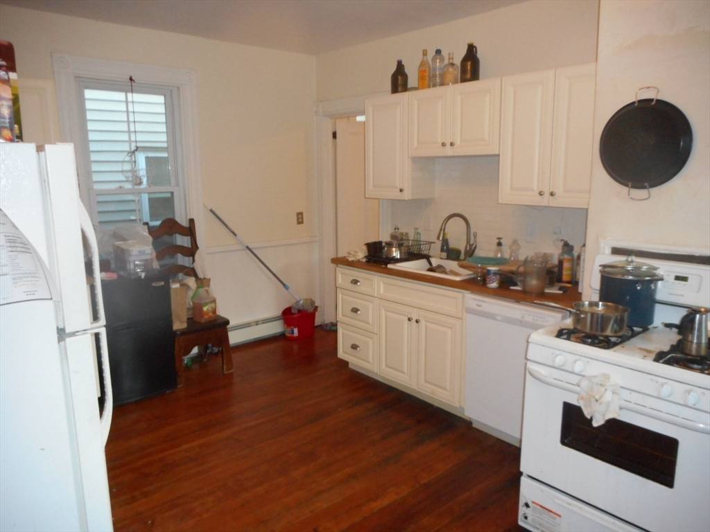 Apartment for rent at 9 Anson St #2, Jamaica Plain, MA 02130