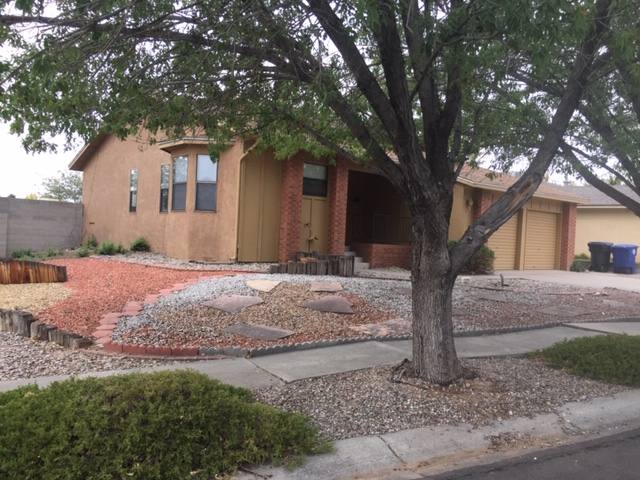 House for rent at 5601 Chelwood Park Blvd NE, Albuquerque, NM 87111