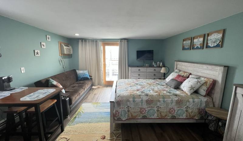 Condo for rent at 415 Ocean Blvd #1A, Hampton, NH 03842