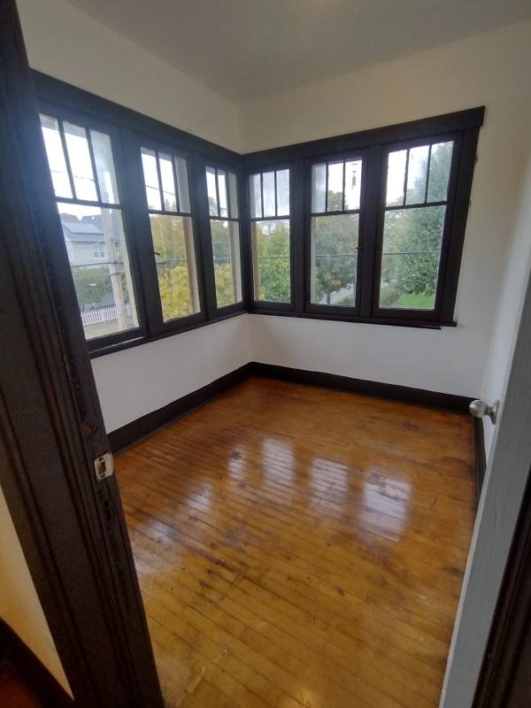 Apartment for rent at 265 Percy St #2N, Elgin, IL 60120