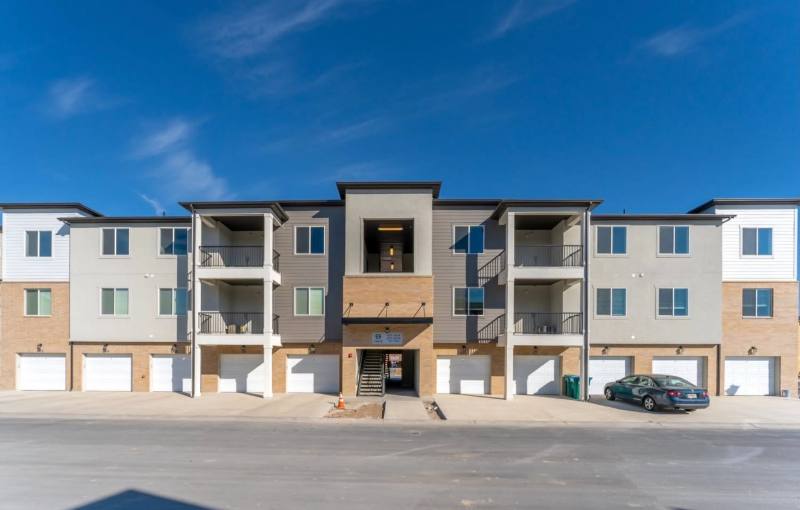 Condo for rent at 1423 N 3830 W #B204, Lehi, UT 84043