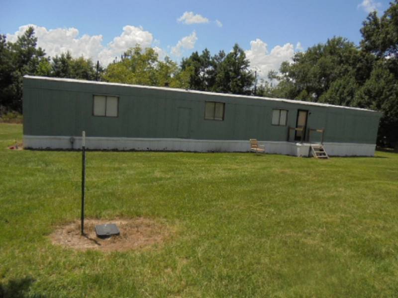 Apartment for rent at 1524 Cr 1128 #TRAILER B, Tyler, TX 75704
