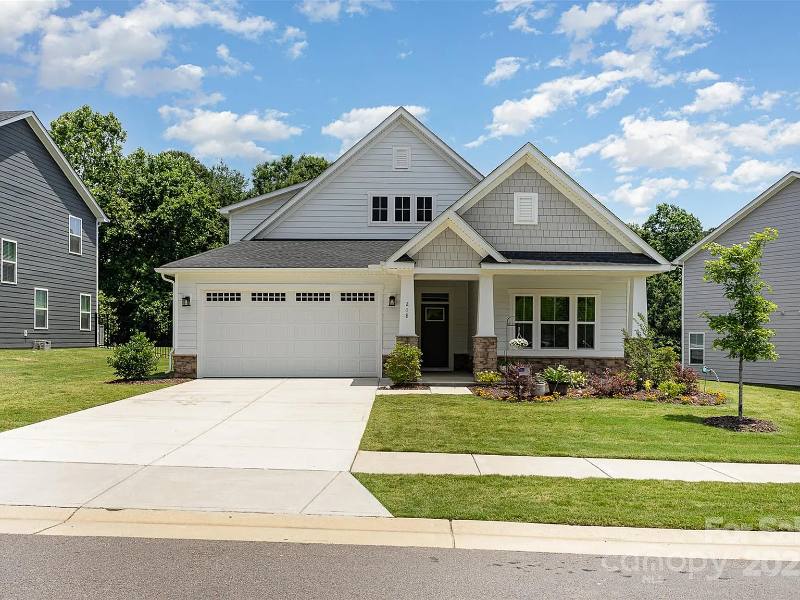 House for rent at 218 Tetcott St, Mooresville, NC 28115