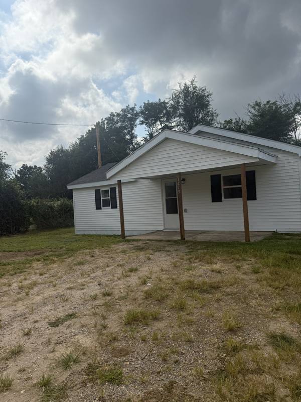 House for rent at 1413 E Kathleen St, Sikeston, MO 63801